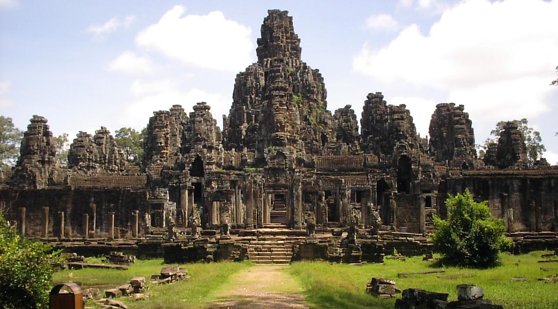 Volunteer trip to Angkor Wat, Cambodia