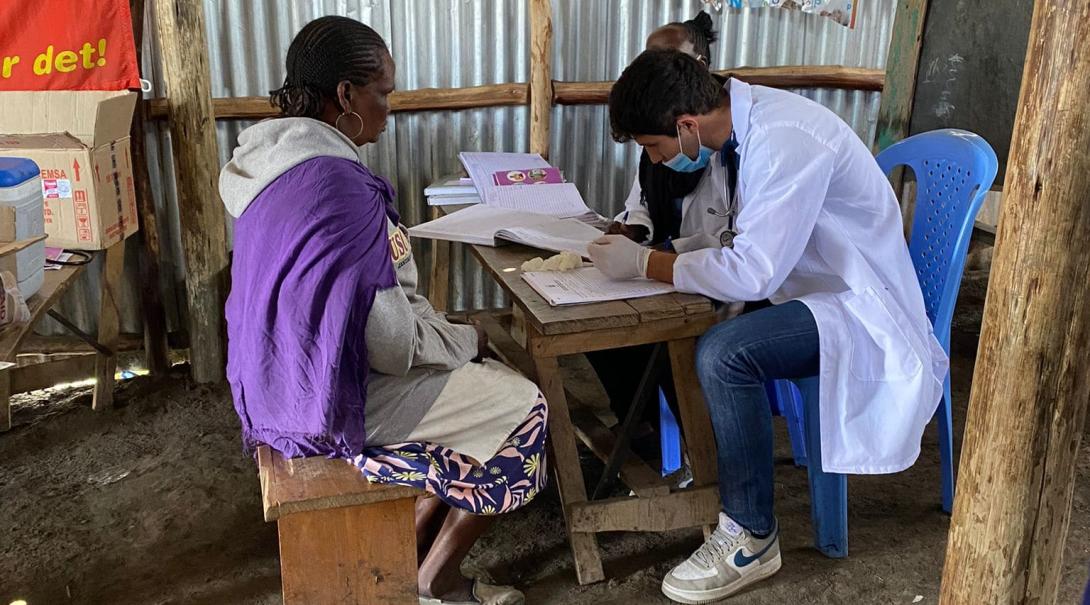 Nutrition intern in Kenya completes a community outreach