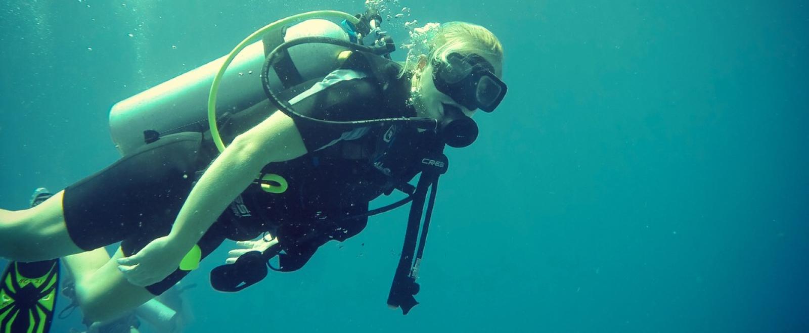 A projects Abroad volunteer that learnt to dive in Thailand after taking a divemaster course on a conservation project