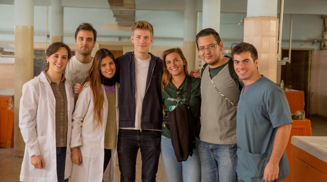 A group of Projects Abroad interns prepare for their Medicine internship for teenagers in Argentina