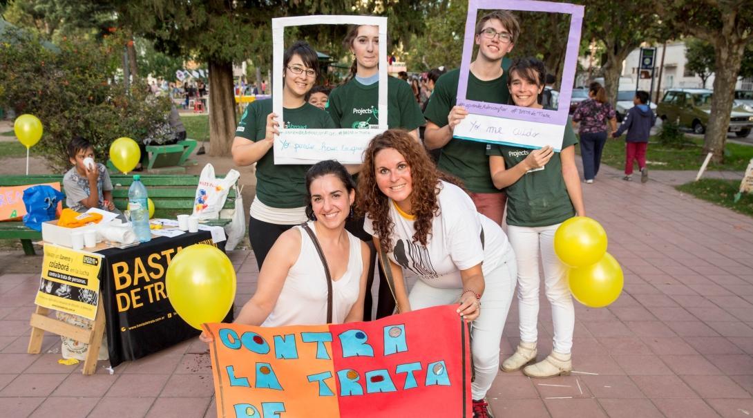 A Projects Abroad group promotes a campaign against human trafficking during their Human Rights internships in Argentina.