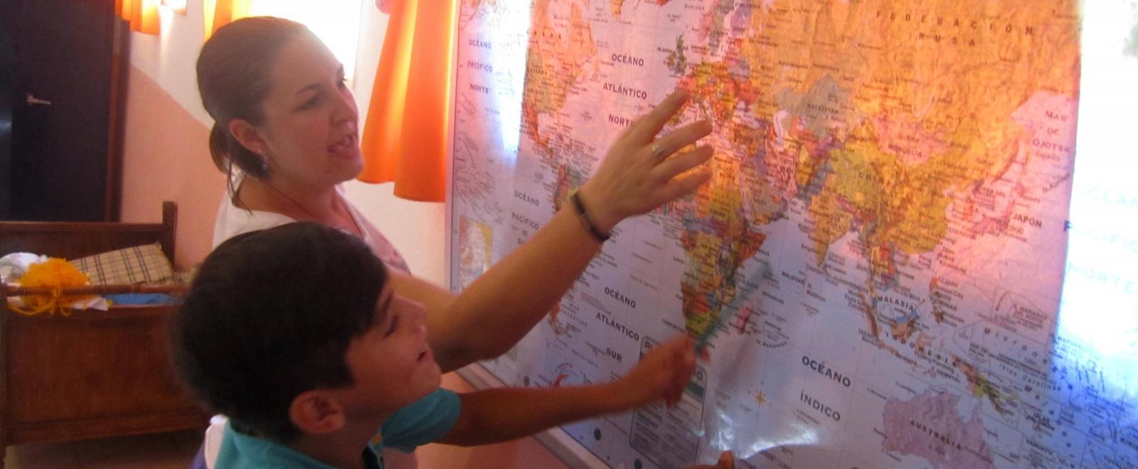 A volunteer teaches geography as part of her volunteer teaching project in Argentina.