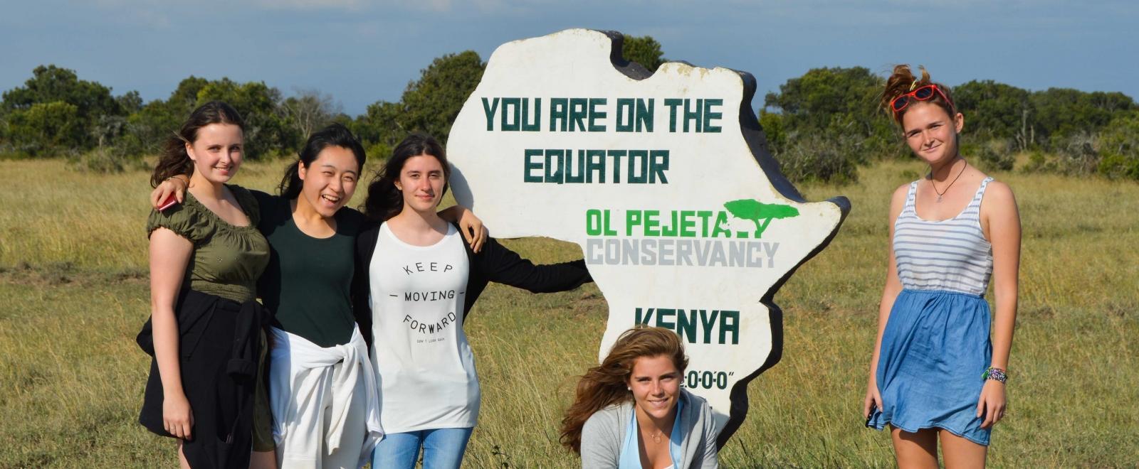 Projects Abroad staff take the volunteers on a tour of Kenya.
