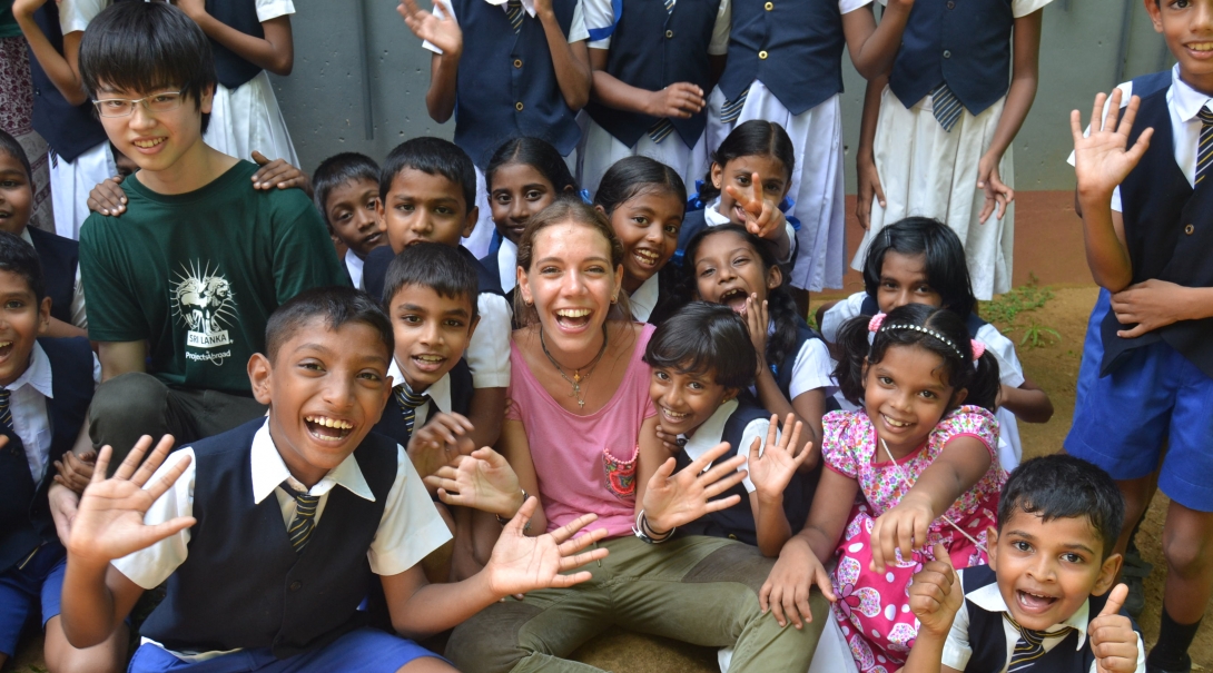 On a safe volunteer project overseas, teenagers spend time with the children in Sri Lanka during their placement with Projects Abroad.