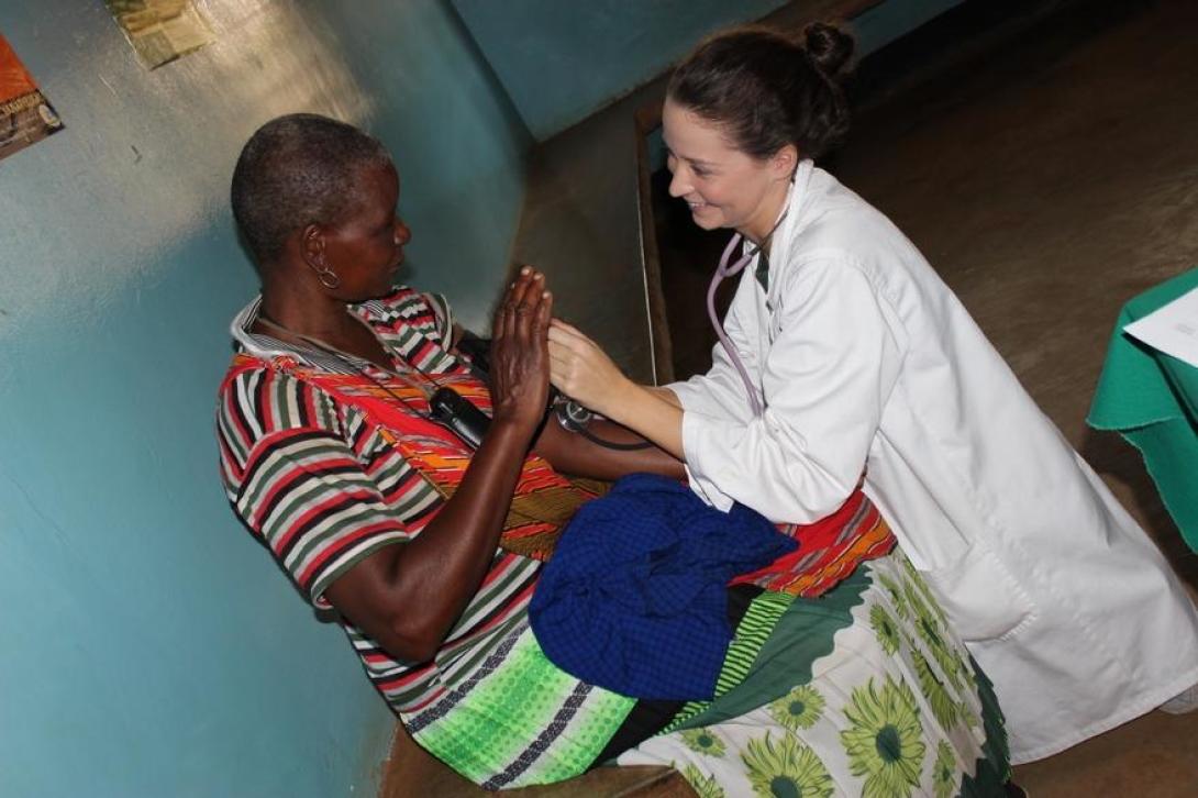 Volunteer on a summer Medicine Project in Tanzania